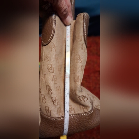 Dooney & Bourke Shoulder Tote Bag - Picture 3 of 16